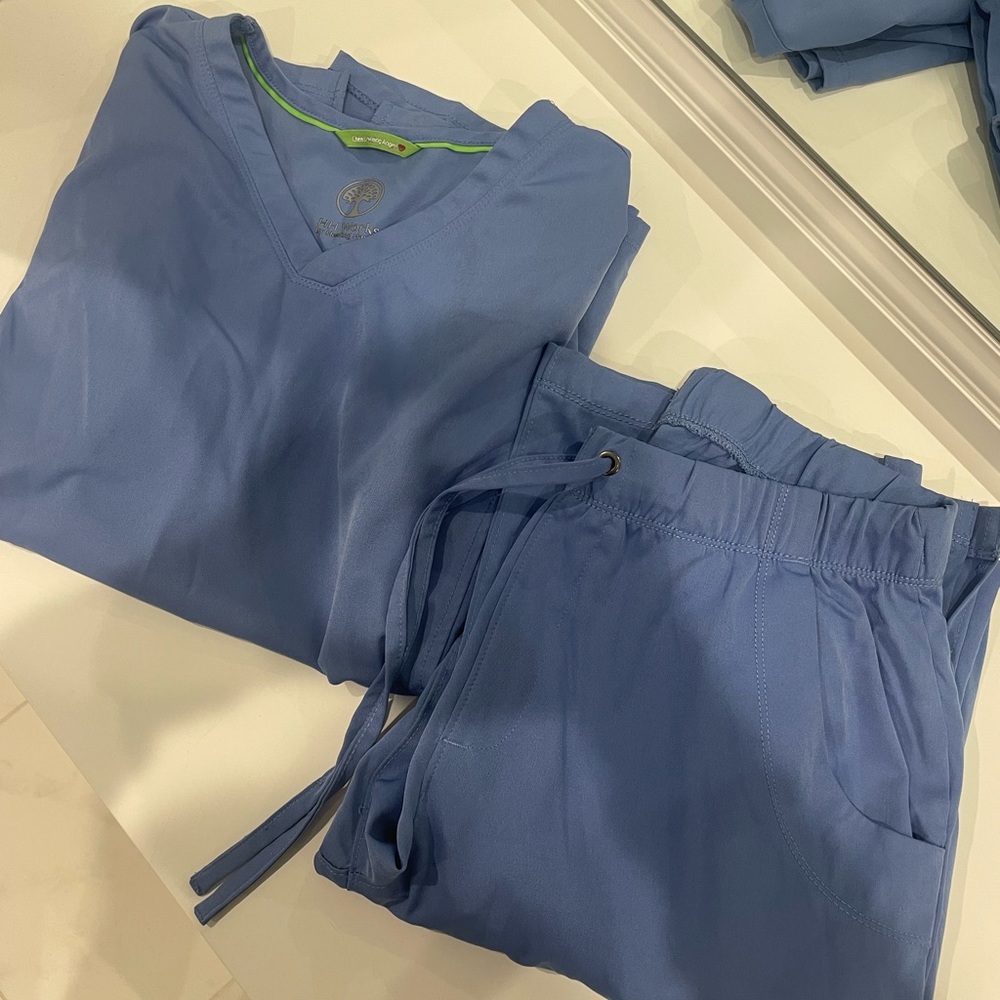 Healing hands scrubs